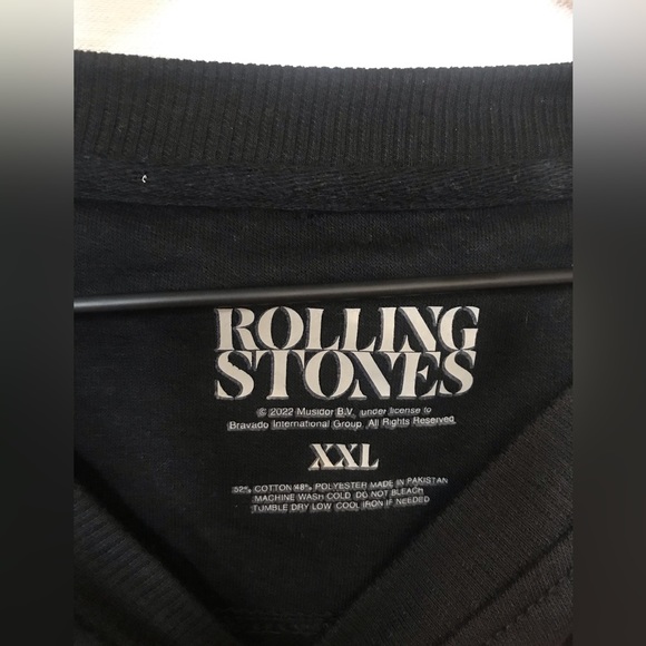 NWT Women’s Rolling Stones Sweatshirt Size XXL - Picture 6 of 10